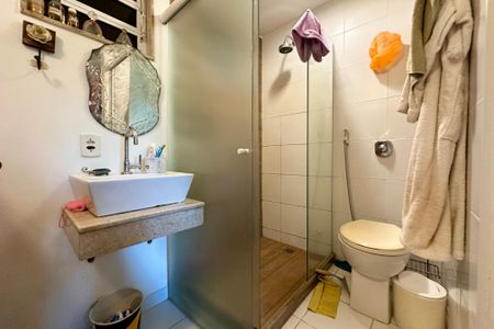 Apartamento à venda com 75m², 2 quartos e 1 vaga