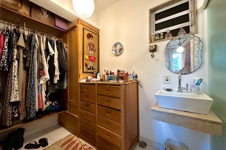 Apartamento à venda com 75m², 2 quartos e 1 vaga