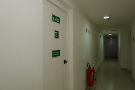 Apartamento para alugar com 56m², 2 quartos e 1 vagaÁrea comum - Saguão do andar