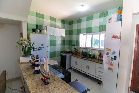 Casa à venda com 180m², 3 quartos e 3 vagasSala e Cozinha 