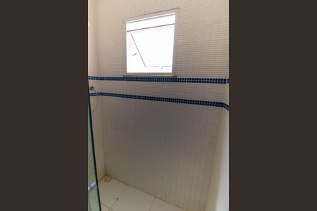 Casa à venda com 180m², 3 quartos e 3 vagasBanheiro Social