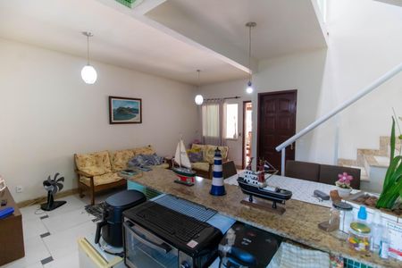 Casa à venda com 180m², 3 quartos e 3 vagasSala e Cozinha 