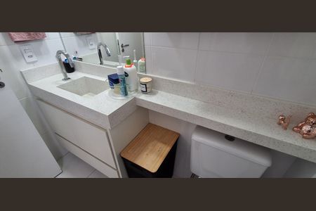 Apartamento à venda com 79m², 2 quartos e 2 vagas Apartamento à venda com 79m², 2 quartos e 2 vagasBanheiro Suíte 1