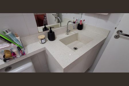 Apartamento à venda com 79m², 2 quartos e 2 vagas Apartamento à venda com 79m², 2 quartos e 2 vagasBanheiro Suíte 2