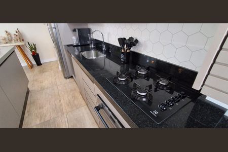 Apartamento à venda com 79m², 2 quartos e 2 vagas Apartamento à venda com 79m², 2 quartos e 2 vagasCozinha