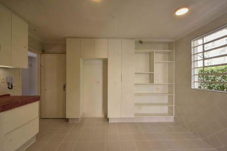 Casa para alugar com 3 quartos, 250m² em Jardim Europa, São Paulo