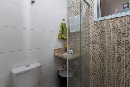 Banheiro  de apartamento à venda com 1 quarto, 37m² em Vila Nivi, São Paulo