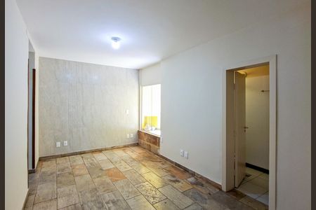 Casa para alugar com 3 quartos, 110m² em Floresta, Belo Horizonte