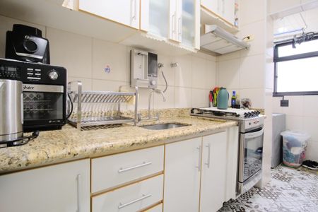 Apartamento à venda com 65m², 3 quartos e 2 vagasCozinha