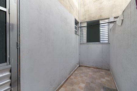 Casa para alugar com 50m², 1 quarto e 1 vagaQuintal
