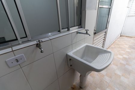 Casa para alugar com 50m², 1 quarto e 1 vagaLavanderia 