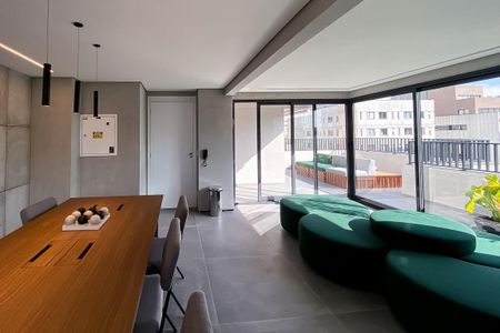 Apartamento à venda com 36m², 2 quartos e sem vagaÁrea comum
