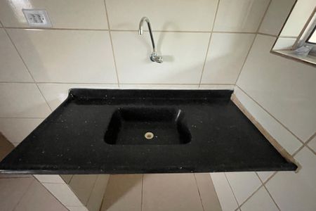 Pia de casa para alugar com 1 quarto, 60m² em Parque Peruche, São Paulo