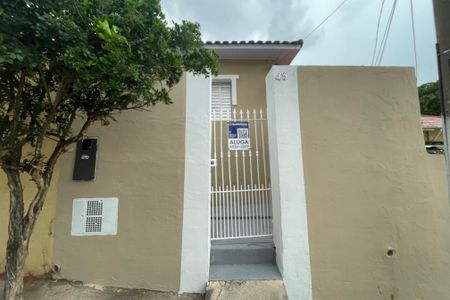 Casa para alugar com 60m², 1 quarto e sem vagaFachada