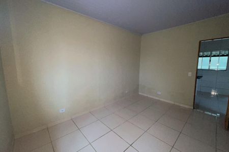 Quarto  de casa para alugar com 1 quarto, 60m² em Parque Peruche, São Paulo