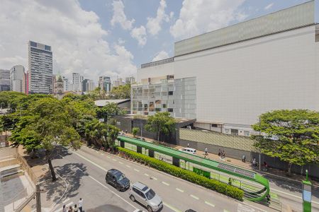 Vista do Quarto 1 de apartamento para alugar com 3 quartos, 159m² em Jardim Paulista, São Paulo