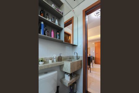 Apartamento à venda com 50m², 2 quartos e 2 vagasBanheiro Social