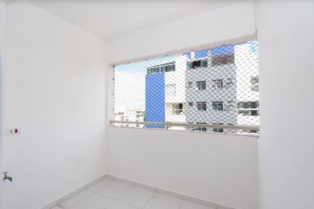 Apartamento para alugar com 56m², 2 quartos e 1 vagaVaranda