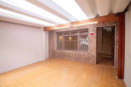 Casa para alugar com 116m², 2 quartos e 2 vagasGaragem