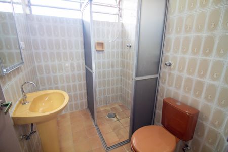 Casa para alugar com 116m², 2 quartos e 2 vagasBanheiro