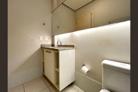 Apartamento para alugar com 154m², 3 quartos e 2 vagasBanheiro social 