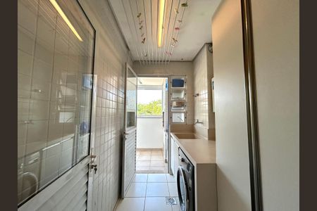 Apartamento para alugar com 154m², 3 quartos e 2 vagasÁrea de Serviço