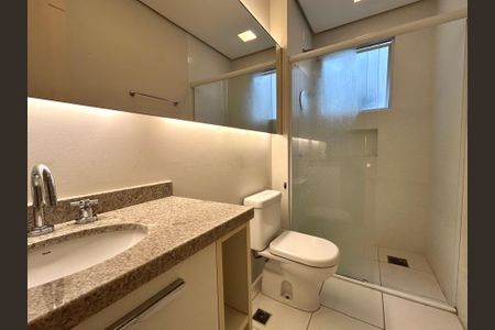 Apartamento para alugar com 154m², 3 quartos e 2 vagasBanheiro social 