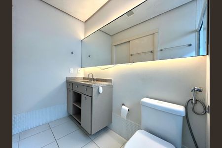 Apartamento para alugar com 154m², 3 quartos e 2 vagasBanheiro suíte 