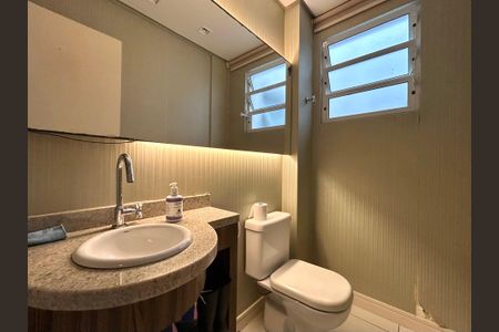 Apartamento para alugar com 154m², 3 quartos e 2 vagasLavabo