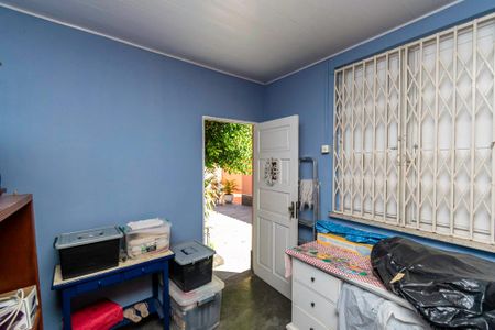 Casa à venda com 170m², 3 quartos e 4 vagasQuarto de Serviço