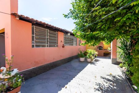 Casa à venda com 170m², 3 quartos e 4 vagasVaranda gourmet