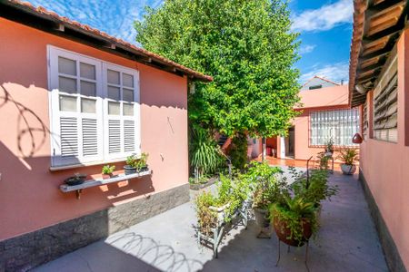 Casa à venda com 170m², 3 quartos e 4 vagasVaranda gourmet