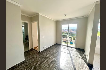 Sala de apartamento para alugar com 2 quartos, 45m² em Jardim Guilhermino, Guarulhos