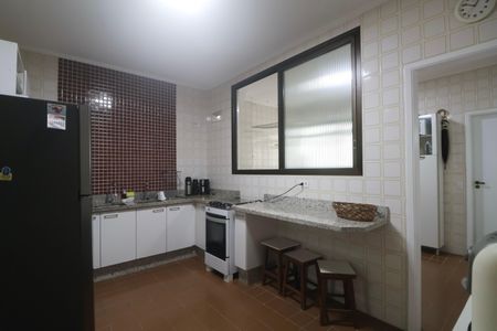 Apartamento para alugar com 141m², 3 quartos e 2 vagasCozinha
