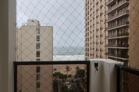 Vista de apartamento para alugar com 3 quartos, 141m² em Barra Funda, Guarujá