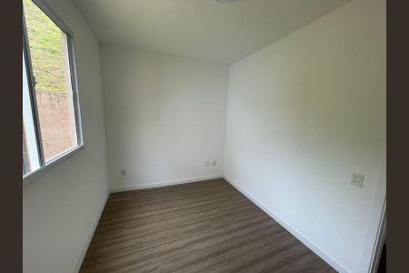 Quarto de apartamento para alugar com 2 quartos, 38m² em Jardim Petropolis, Cotia