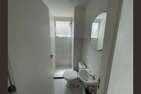 Banheiro de apartamento para alugar com 2 quartos, 38m² em Jardim Petropolis, Cotia