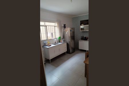 Casa à venda com 142m², 3 quartos e 2 vagasCozinha