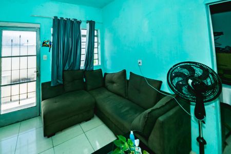 Casa à venda com 4 quartos, 150m² em Nacional, Contagem