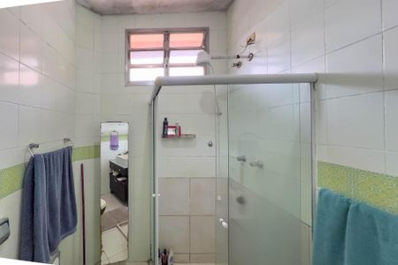 Casa à venda com 130m², 2 quartos e 1 vagaBanheiro
