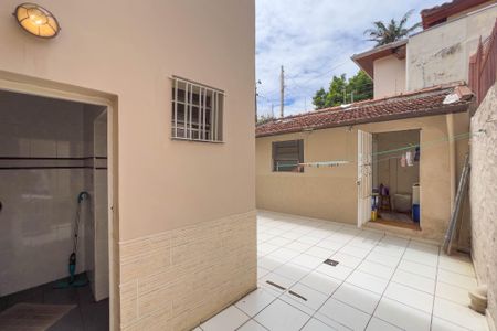 Casa à venda com 130m², 2 quartos e 1 vagaQuintal e área de serviço 