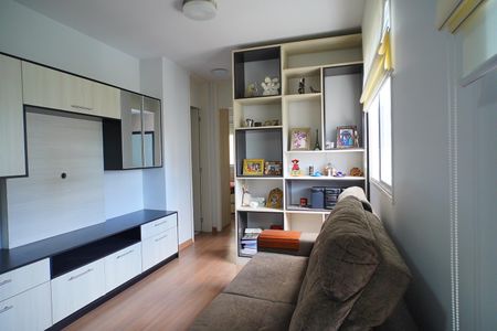 Sala de apartamento à venda com 2 quartos, 56m² em Morro Santana, Porto Alegre