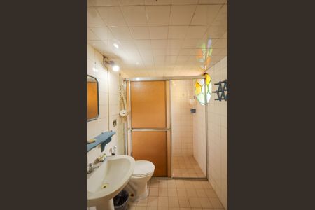 Casa à venda com 200m², 2 quartos e 1 vagaBanheiro da Suíte