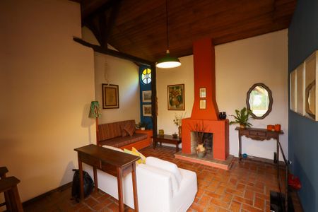 Sala  1 de casa à venda com 2 quartos, 200m² em Parque Colonial, São Paulo