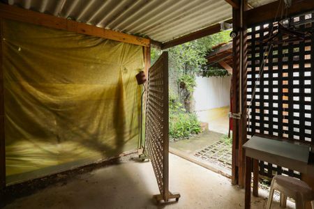 Casa à venda com 200m², 2 quartos e 1 vagaGaragem