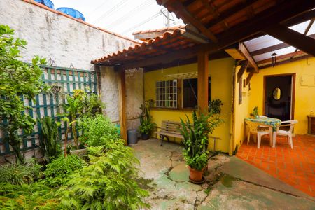 Casa à venda com 200m², 2 quartos e 1 vagaQuintal 