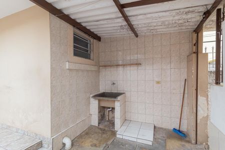 Casa para alugar com 55m², 1 quarto e sem vagaÁrea de Serviço