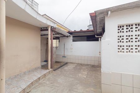 Casa para alugar com 55m², 1 quarto e sem vagaQuintal