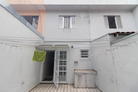 Casa à venda com 111m², 2 quartos e 1 vagaQuintal
