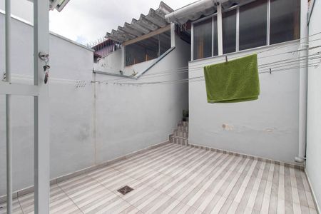 Casa à venda com 111m², 2 quartos e 1 vagaQuintal